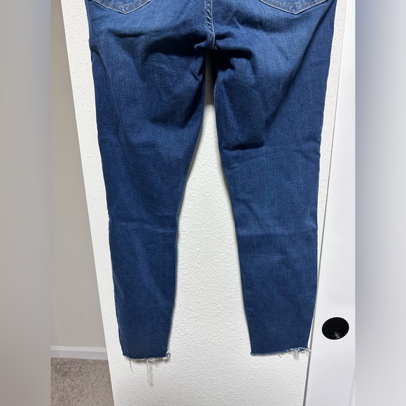 Good American Jeans 12/31 - Picture 8 of 14